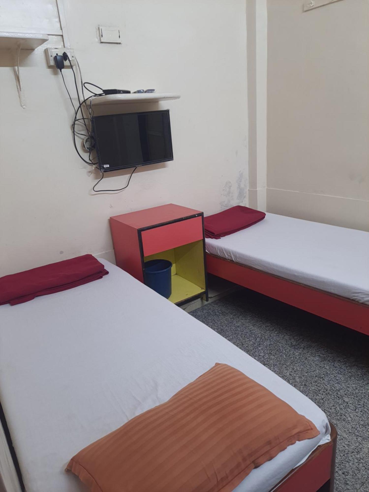 Ram Niwas Hotel Bombaj